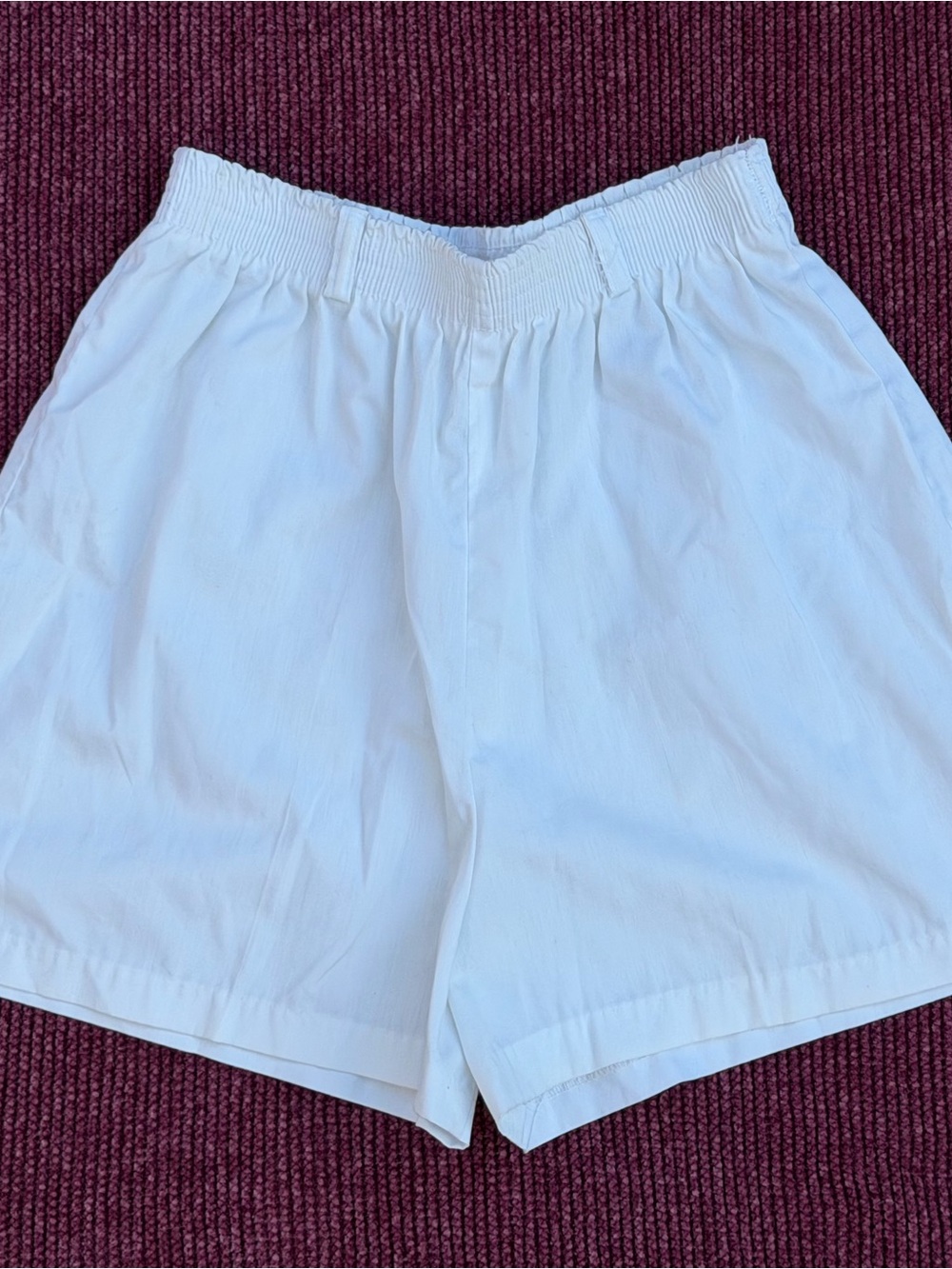Women’s Vintage White Elastic-Waist Casual Shorts